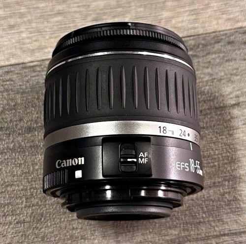 Canon f 3 5 - 18-55, f/3,5-5,6