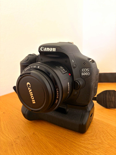 Canon eos 600d dslr - canon,